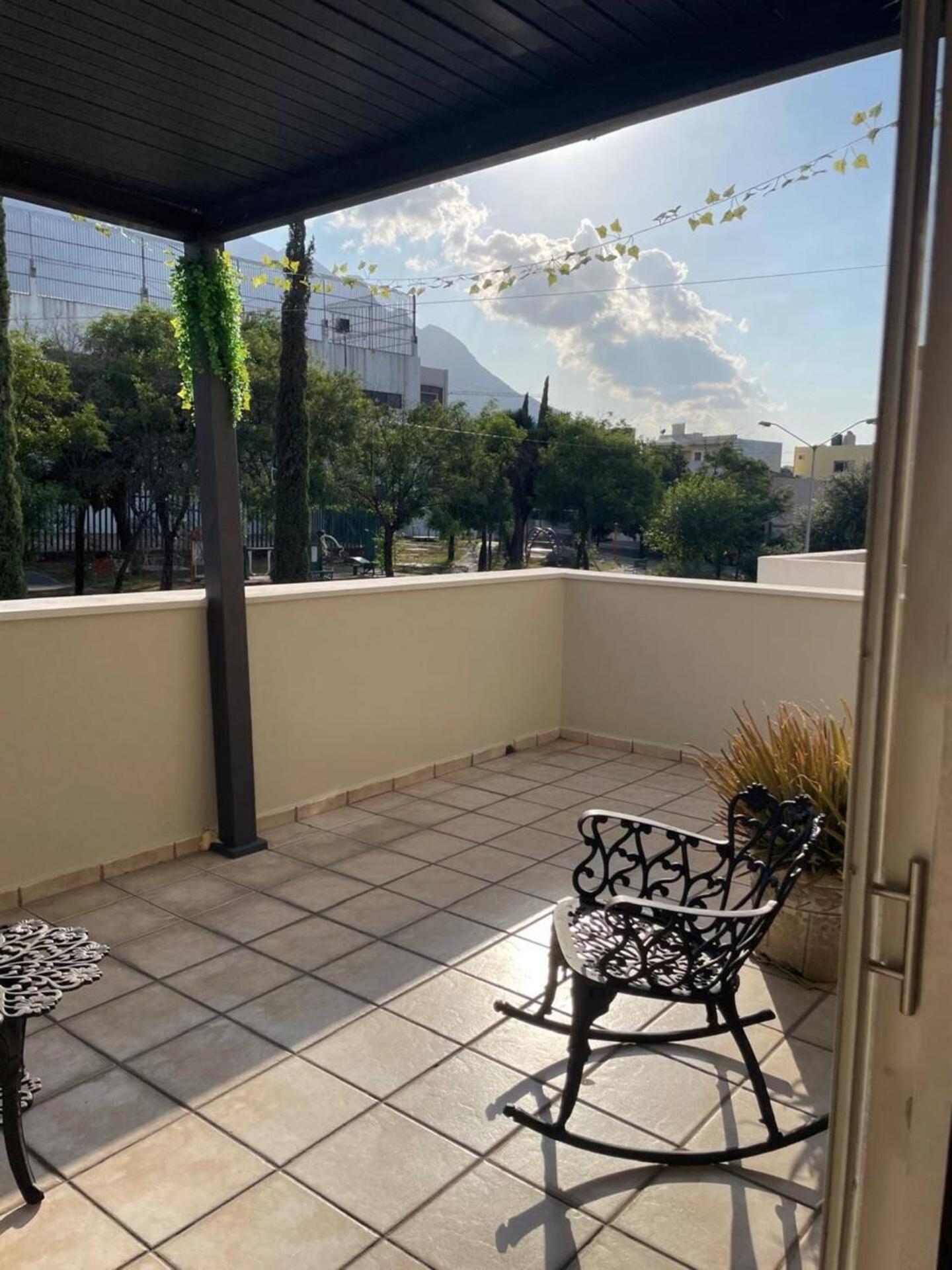 La Casa Rosa Monterrey Villa Kültér fotó